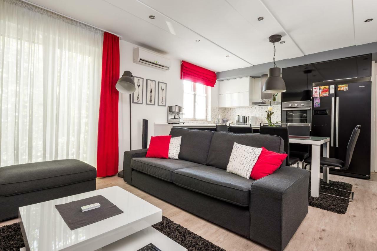 Apartments Ivan Каштела Экстерьер фото