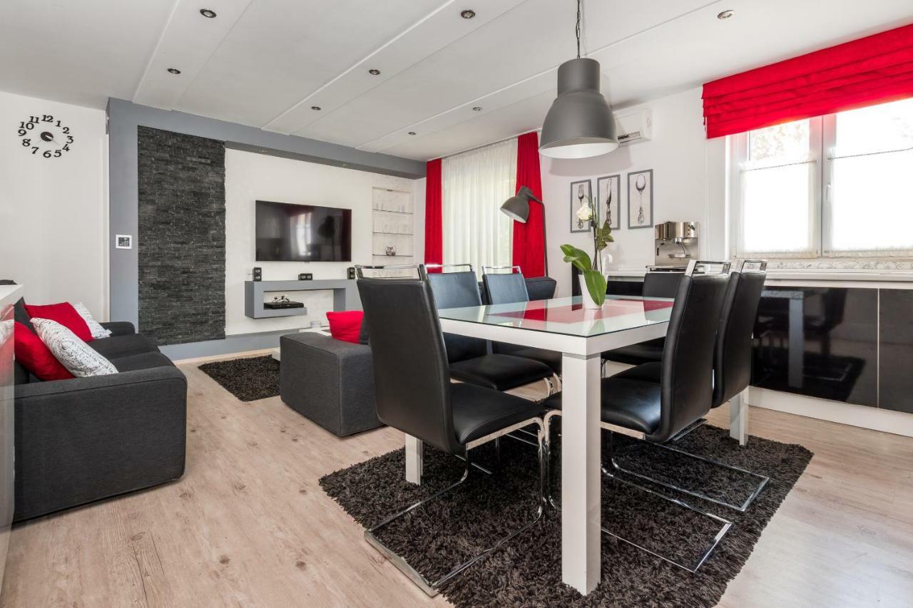 Apartments Ivan Каштела Экстерьер фото