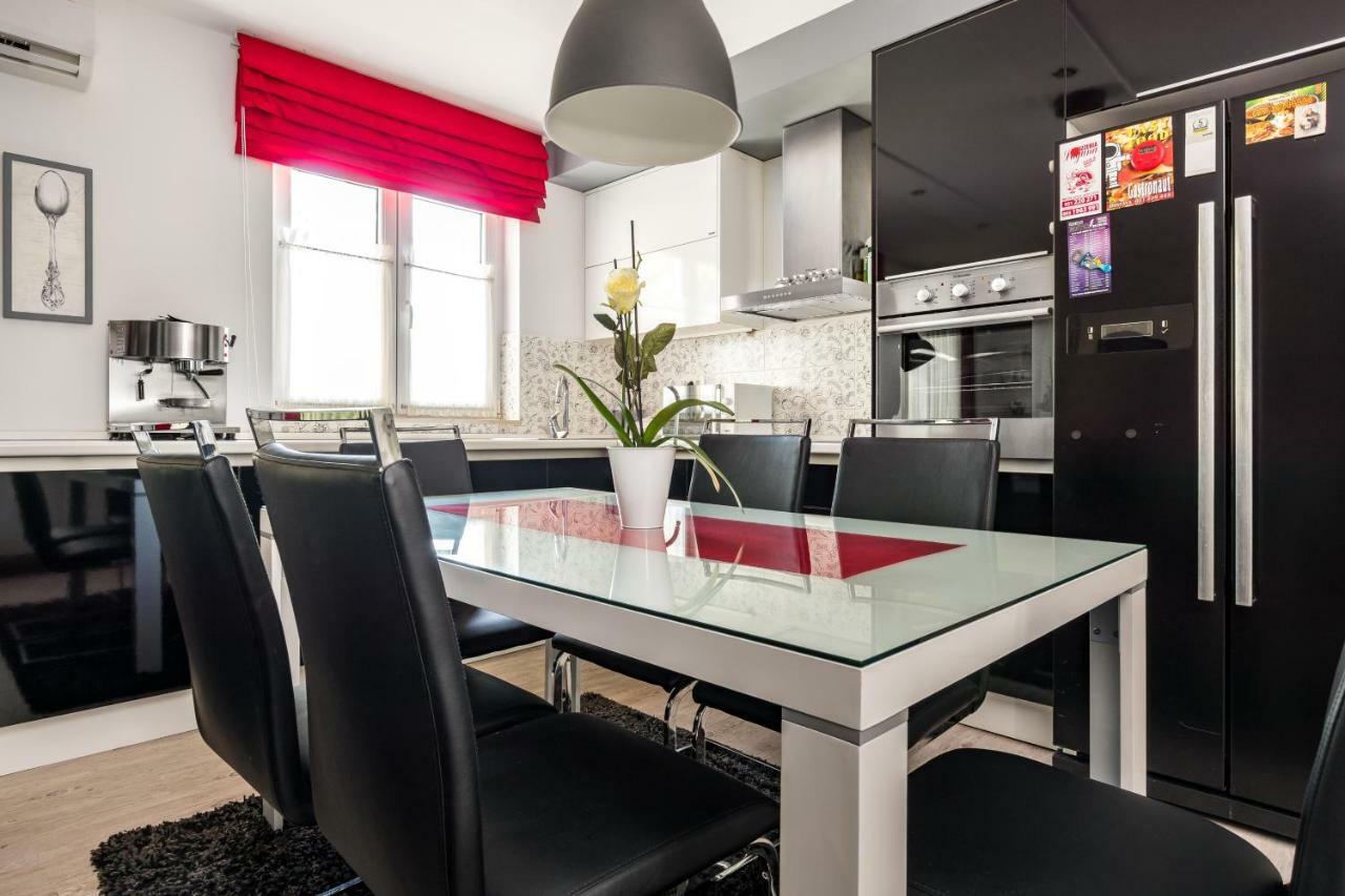 Apartments Ivan Каштела Экстерьер фото