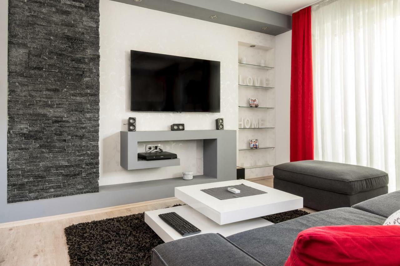 Apartments Ivan Каштела Экстерьер фото